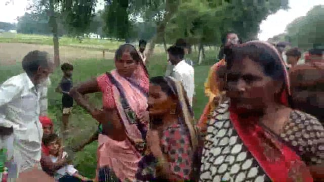 सवारी भरी ऑटो ईंट के चट्टे से भीषण टकराई, एक की हालत नाजुक


क्षेत्राधिकारी लालगंज राम सूरत सोनकर का बयान


#accident 