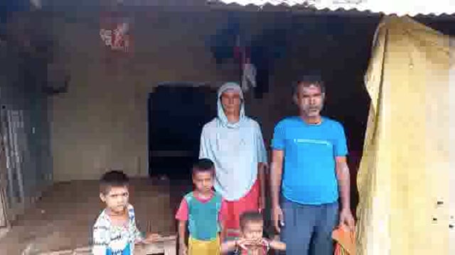 टीन शेड व झोपड़पट्टी में रहने को मजबूर जरूरतमंदों को नही मिला प्रधानमंत्री आवास का लाभ, बारिश में बढ़ी मुश्किलें।