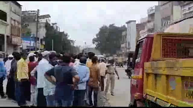 जिल्हाधिकारी पृथ्वीराज बी.पी.यांनी उदगीर शहरातील अतिक्रमण काढण्यास सुरुवात केलेल्या भागाची केली पाहणी