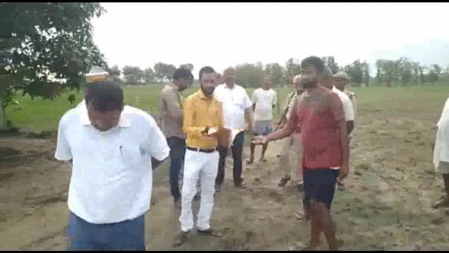 पांच वर्षों में बारह बार पैमाइश के बाद भी खाली नहीं हुआ चकमार्ग।।