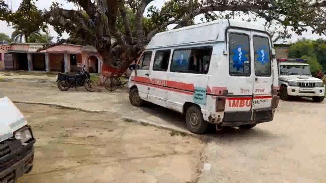 13माईल चौक के समीप ट्रक के कुचलने से महिला जख्मी, भागलपुर रेफर