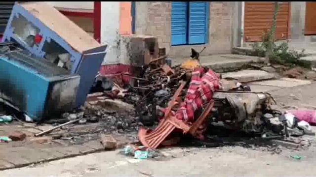 पाटम में 14 वर्षीय छात्र की हत्या के बाद गांव में तनाव व्याप्त, पुलिस गांव में कर रही है कैंप। आरोपी के घर हुई तोड़फोड़#