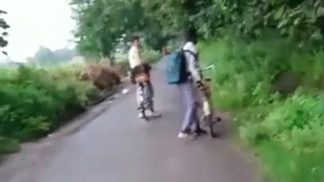 मैनपुरी: बेवर थाना क्षेत्र के अंतर्गत युवक ने पहले युवती को मारी गोली फिर स्वयं को गोली मारकर किया गंभीर रूप से घायल!