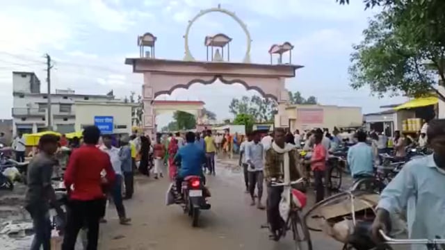 सिद्धार्थनगर जिले के अलिगढ़वा बार्डर पर खाद्य की तस्करी जोरों पर जिम्मेदार बेखबर 