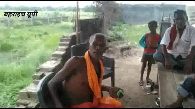 उत्तर प्रदेश बहराइच के नवाबगंज ब्लाक के अंतर्गत बसंतपुर कालिका मंगली नाथ मंदिर नानपारा रोड के सामने गांजा बेचा जा रहा है