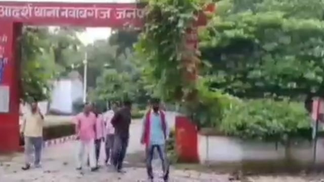 नवाबगंज अंतर्गत 19 दिन पूर्व अपहरण हुए शिक्षिका का पुलिस अभी तक नहीं लगा पाई कोई सुराग हाथ खाली