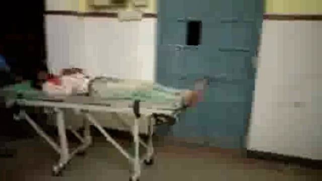 लालगंज के मॉडर्न रेल कोच कारखाने के पास अज्ञात वाहन की टक्कर लगने से बाइक सवार युवक घायल।