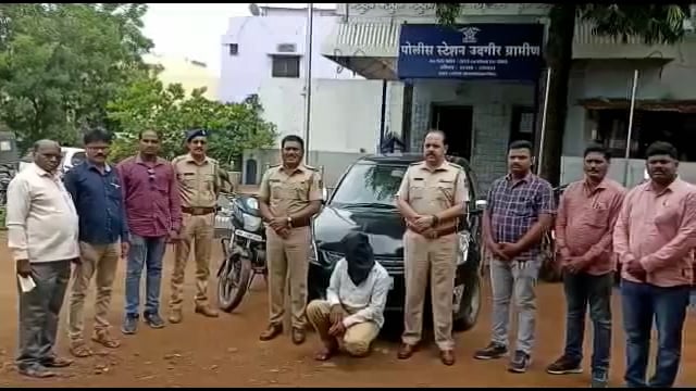 गुन्हे प्रकटीकरण शाखेचे कारवाई कार व मोटारसायकलसह चोरटा गजाआड 4 लाख 50 हजार रुपयांचा मुद्देमाल जप्त