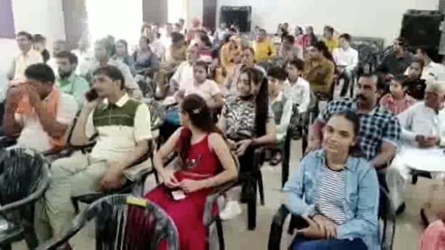 माटके श्री ब्रज कन्या इंटर कॉलेज में दिल्ली की तुलसी संस्था ने किया छात्राओं को सम्मानित