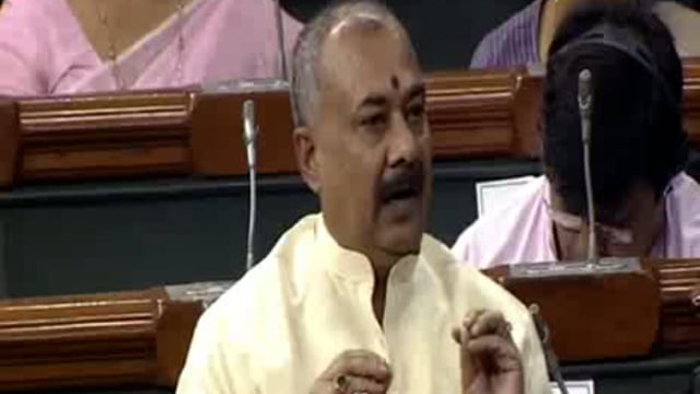 औरंगाबाद सांसद सुशील कुमार सिंह ने लोकसभा में उठाई जिले के सुखाड़ की समस्या,निदान के लिए रखा प्रस्ताव