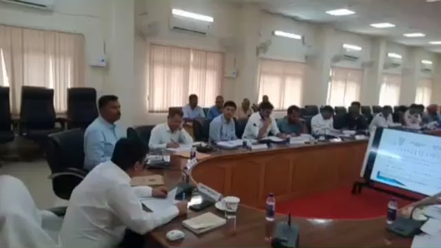 गोंडा: जल जीवन मिशन परियोजना के कार्यों में तेजी लाकर गुणवत्ता पूर्ण ढंग से निर्धारित समयावधि में पूर्ण कराएं कार्य