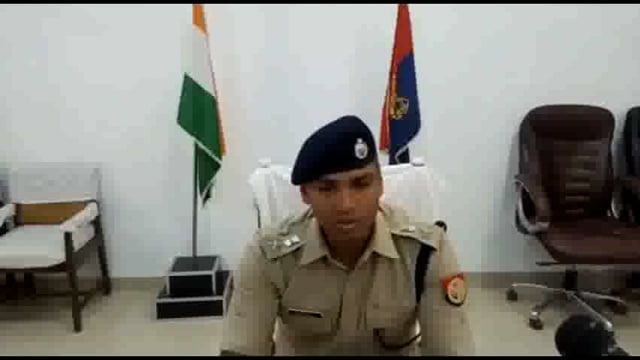 लखीमपुर खीरी (यूपी) नकबजन व चोरी की घटनाओं का खुलासा करते हुए,6 नफर अभियुक्तों को गिरफ्तार, किया गया पुलिस अधीक्षक ने दी
