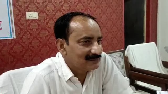 तहसील मार्ट में आज  लगा संपूर्ण समाधान दिवस जिसमें 40 शिकायतें आई 8 का मौके पर निस्तारण