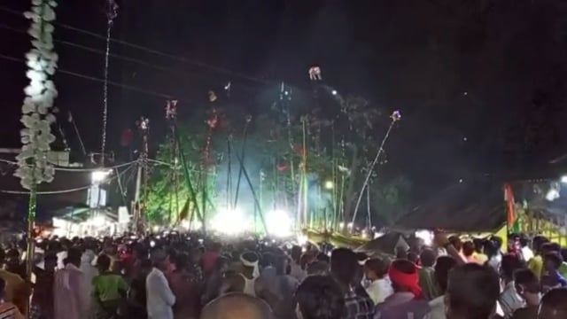 आलम के साथ निकला सुप्रीम मोहर्रम का जुलूस