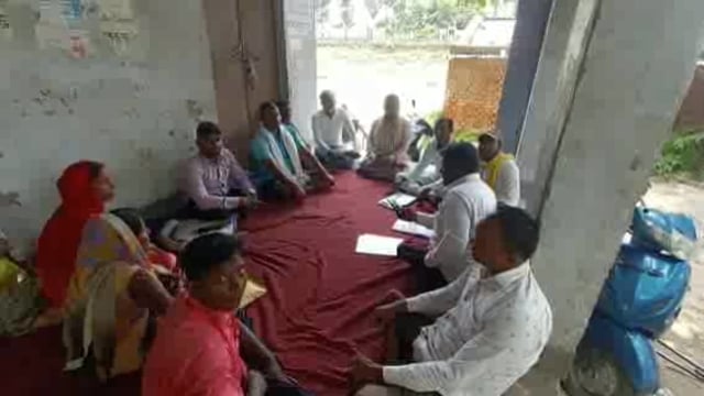 शिवनाथ बिगहा मोड़ स्थित सामुदायिक भवन दिव्यांग संघ के बैठक हुई आयोजित