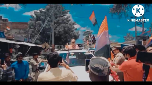 जनपद बहराइच के महसी तहसील क्षेत्र के राजी चौराहा से निकाली गई तिरंगा यात्रा की रैल