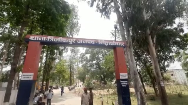 बच्चे के लिए टॉफी खरीदने गई महिला से छेड़खानी व मारपीट पीड़ित महिला ने त्रिलोकपुर थाने में दी तहरीर ।