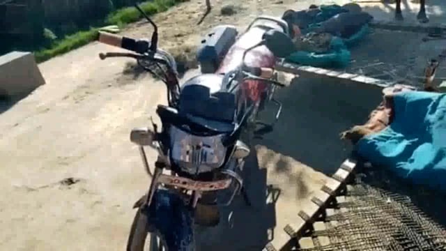 वजीरगंज शराब के नशे में धुत दबंगों ने युवक मारपीट कर किया लहूलुहान व मोटरसाइकिल को किया क्षतिग्रस्त