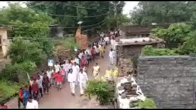 जानापूर येथे शालेय विद्यार्थ्यांनी काढली तिरंगा रॅली