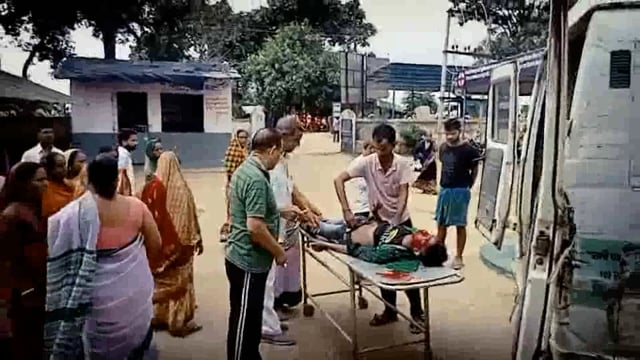 इंग्लिशमोड़ बांका मुख्य मार्ग पर कुंडा पुल के समीप ट्रक से टकराकर बाइक सवार हुआ जख्मी इलाज के दौरान हुई मृत्यु