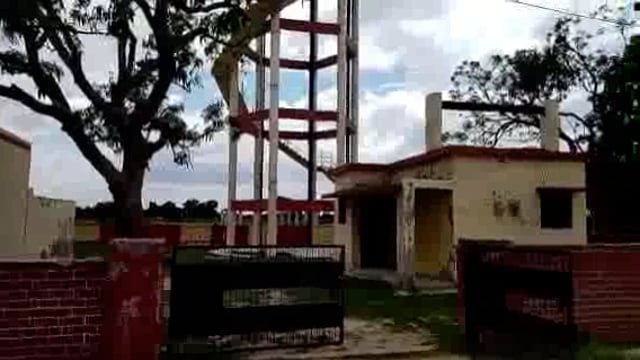 गोंडा शोपीस साबित हो रही करोड़ों की लागत से बनी पानी टंकी