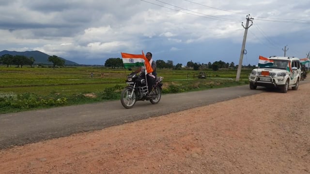 चानन  : आजादी के अमृत महोत्सव को ले एसएसबी कैम्प बन्नूबगीचा के जवानों पंचायत के मुखिया के सहयोग से निकाला वाइक जागरुकता 