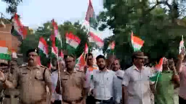 पुलिस एवं पत्रकार की निकली भव्य तिरंगा यात्रा