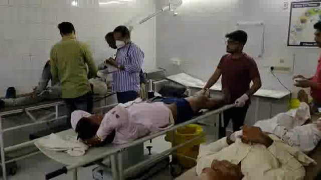 बाइकों की भिड़न्त में बुजुर्ग सहित 6 लोग गम्भीर रूप से घायल