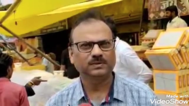 औरैया शहर में त्यौहार को देखते हुए खाद विभाग के द्वारा मिष्ठान भंडार व स्वीट हाउस में चलाया गया चेकिंग अभियान