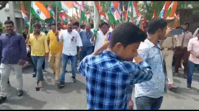 तरबगंज:बीएस इंटर कॉलेज चौबेपुर में निकाली गई तिरंगा यात्रा