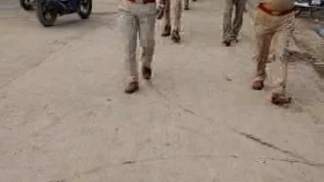 आजादी के 75 मे अमृत महोत्सव पर इंकलाब जिंदाबाद के गूंजे नारे: मड़ावरा पुलिस क्षेत्रधिकारी के नेतृत्व में पुलिस बल ने निक