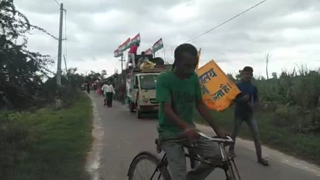 वजीरगंज तुर्काडीह स्थित कमला देवी पूर्व माध्यमिक विद्यालय में हर्षोल्लास के साथ मनाया जा रहा आजादी का 75वा वर्षगांठ