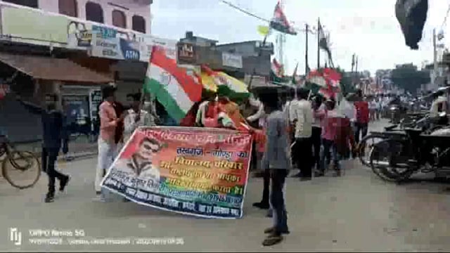 आजादी के 75वें पर्व पर विद्यालयों में ध्वजारोहण के बाद आयोजित हुआ सांस्कृतिक कार्यक्रम।