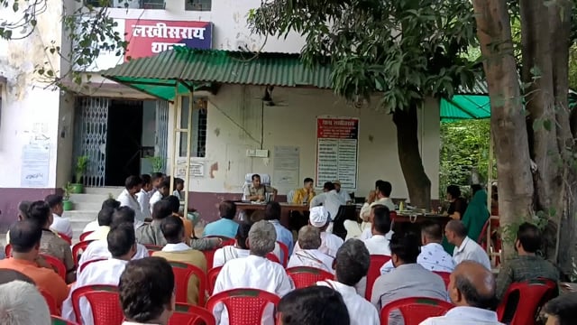 लखीसराय नगर थाना पुलिस ने 2 लीटर देसी शराब के साथ दो अभियुक्तों को किया गिरफ्तार