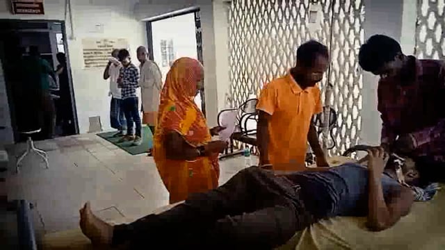 अमरपुर कोल्ड स्टोरेज के पास बाइक के धक्के से युवक गंभीर रूप से हुआ जख्मी