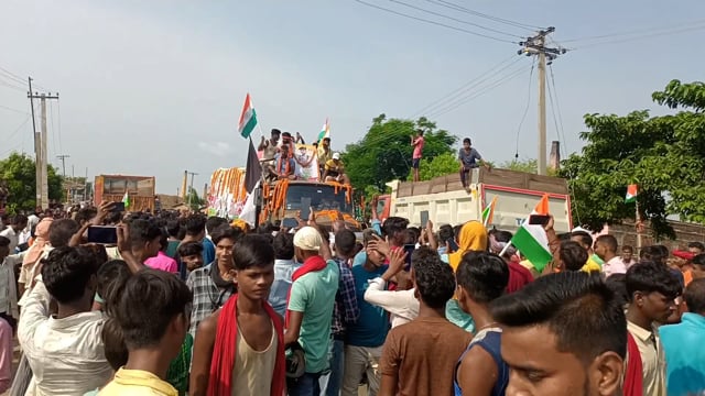 शहीद अभिराज का पार्थिव शरीर उनके निवास स्थान पहुंचते हैं परिजनों में मचा कोहराम