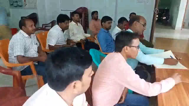 सिरदला प्रखंड में  28 प्रतिशत धान की फसल का किया गया रोपनी,आकस्मिक फसल के बीज का किया गया मांग