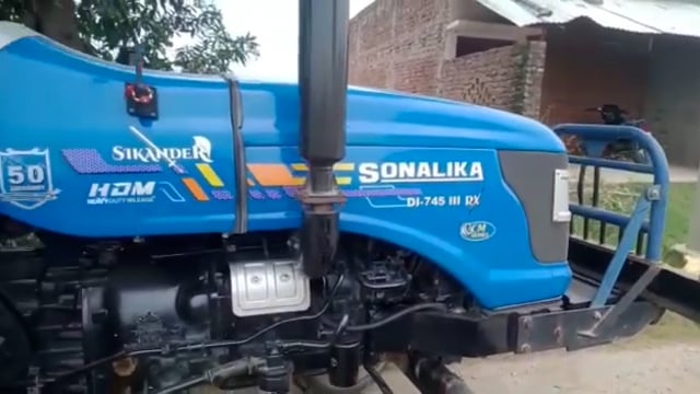 खनन कारोबारियों के हौसले बुलंद नजर आ रहे हैं