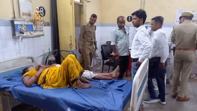 कार को बचाने के चक्कर में श्रद्धालुओं से भरी ट्राली ट्रैक्टर पलटा.. दो बच्चियों की मौत, 10 घायल