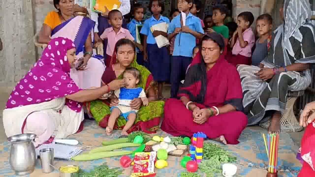 आंगनबाड़ी केंद्र संख्या-92 नवादा में राष्ट्रीय पोषण अभियान के तहत मनाया गया अन्नप्राशन दिवस