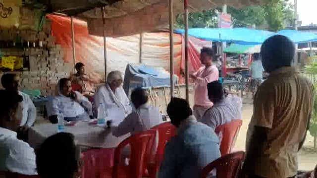 सपा विधायक सैय्यदा खातून ने भनवापुर व रागड़गंज में चलाया सदस्यता अभियान