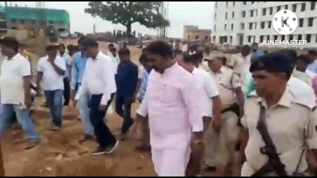 कटसाकरा में अनुसूचित जनजाति आवासीय विद्यालय का बेलहर विधायक ने निरीक्षण कर दिया आवश्यक निर्देश