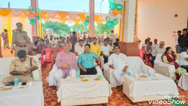 जिलाधिकारी ने किया अजीतमल फायर स्टेशन का उद्घाटन