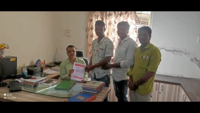 शासकीय कार्यालयामधील खाजगी उमेदवार बंद करावेत तलाठी सज्जाच्या ठिकाणी रहावे अन्यथा आंदोलन करण्याचा शे का प चा इशारा