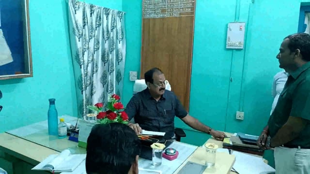 प्रखंड कार्यालय सूर्यगढ़ाका जिलाधिकारी के द्वारा किया गया निरीक्षण, निरीक्षण के दौरान दिए गए आवश्यक निर्देश