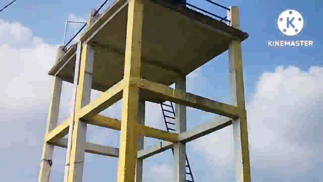 ग्राम पंचायत भितीया वार्ड संख्या 15 ग्राम बरमसिया में बना जलमीनार बनी शोभा की वस्तु, पानीके अभाव में बिलबिला रहे ग्रामीण