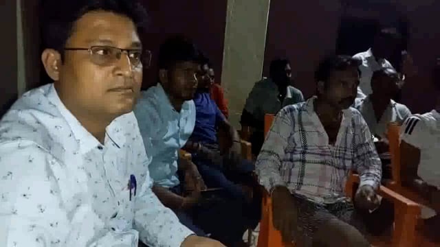 सिरदला ग्राम पंचायत कार्यालय परिसर में दुर्गा पूजा सम्पन्न को लेकर ग्रामीणों ने की बैठक


