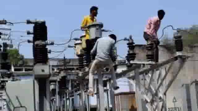 बिजली विभाग से उपभोक्ता परेशान; आखिर बिल कैसे दें उपभोक्ता 