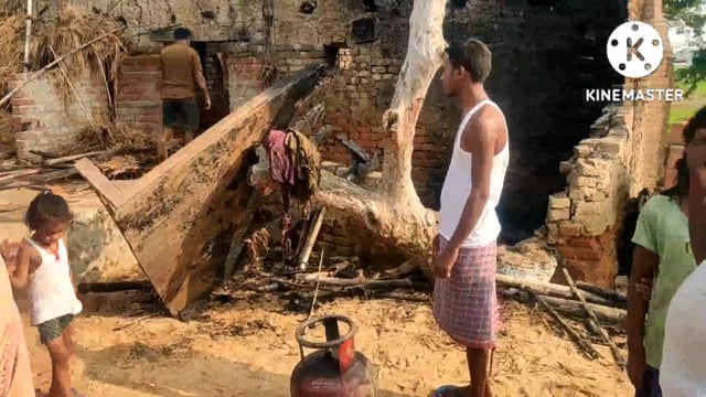 बघोनीया गांव में खाना बनाने के क्रम में सिलेंडर में लगी, आग लाखों की संपत्ति जलकर हुआ राख