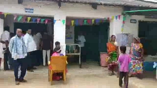  टेंपू पटलतने से एक महिला की मौत।दो महिला सहित एक बच्ची गंभीर रूप से घायल, सभी घायल का इलाज पीएचसी असरगंज में चल रहा है 